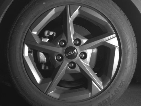 Used 2025 Kia K4 LXS FWD image 12