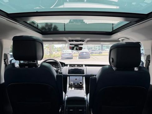 Used 2021 Land Rover Range Rover Sport HST image 11