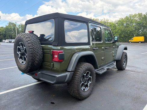 Used 2022 Jeep Wrangler Unlimited Rubicon 4xe AWD/4WD image 5