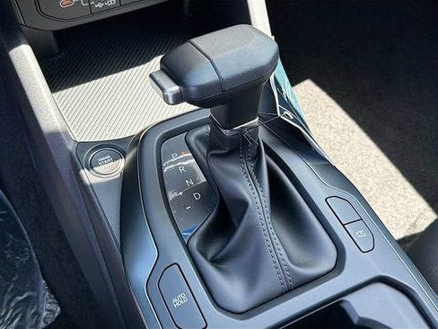 New 2026 Kia K4 FWD image 16