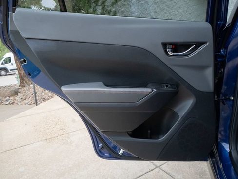 Certified 2025 Subaru Crosstrek 2.5i Limited AWD/4WD image 15