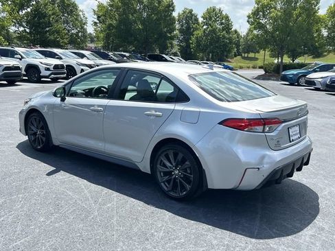 Used 2025 Toyota Corolla SE FWD image 6