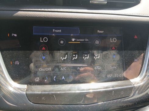 Certified 2024 Cadillac XT6 Sport w/ LPO, Floor Liner Package AWD/4WD image 8