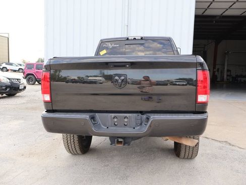 Used 2018 RAM 2500 Big Horn w/ Sport Appearance Group AWD/4WD image 16