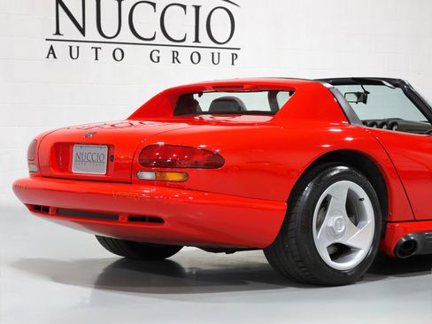 Used 1994 Dodge Viper RT/10 RWD image 39
