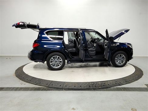 Used 2024 INFINITI QX80 Luxe image 16