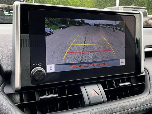 Certified 2024 Toyota RAV4 XLE FWD image 19