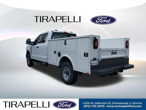 New 2026 Ford F250 XL w/ XL Chrome Package image 3