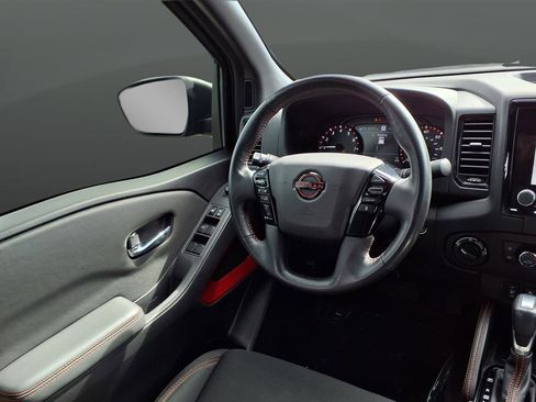 Used 2023 Nissan Frontier PRO-4X w/ Pro Convenience Package image 25