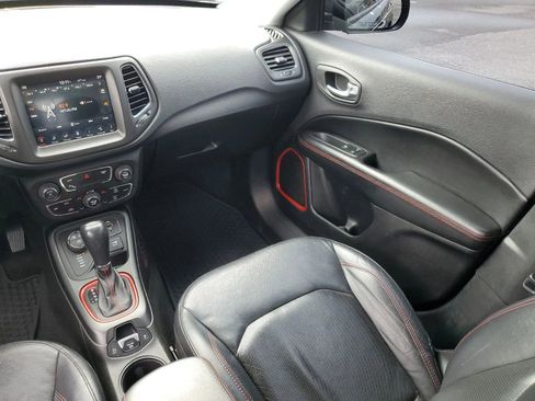 Used 2018 Jeep Compass Trailhawk w/ Leather Interior Group AWD/4WD image 18