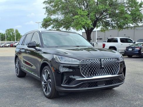 New 2026 Lincoln Aviator Reserve RWD image 4