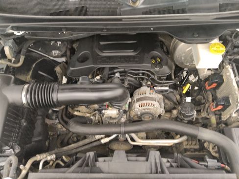 Used 2019 RAM 1500 Big Horn RWD image 30