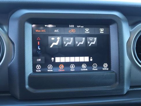 Used 2022 Jeep Wrangler Unlimited Sport AWD/4WD image 23