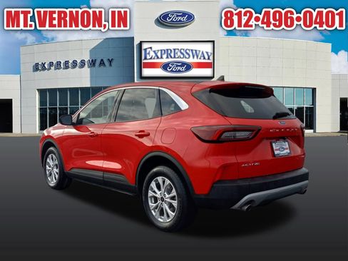 Used 2024 Ford Escape Active w/ Tech Pack #1 AWD/4WD image 9