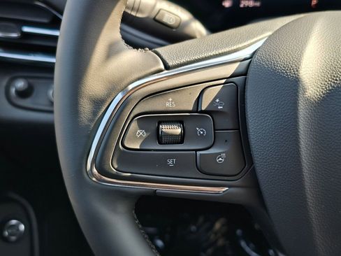 New 2026 Buick Envista Avenir FWD image 18