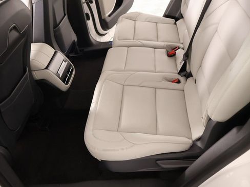 New 2026 Lincoln Nautilus Premier w/ Jet Appearance Package AWD/4WD image 12
