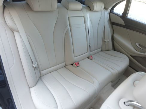 Used 2015 Mercedes-Benz S 550 Sedan image 12