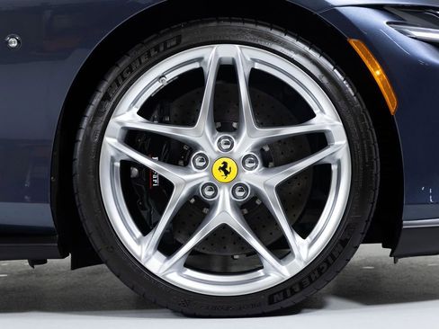 Used 2024 Ferrari Roma Spider image 22