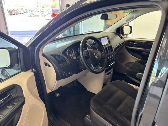 Used 2016 Dodge Grand Caravan SE w/ Quick Order Package 29E SE FWD image 13