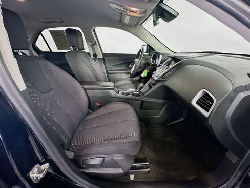 Used 2017 Chevrolet Equinox LT w/ Convenience Package AWD/4WD image 32