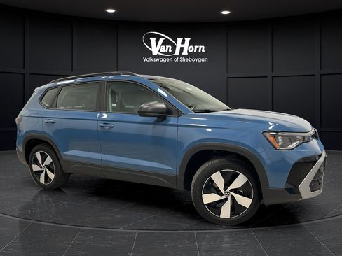 Used 2025 Volkswagen Taos S AWD/4WD image 1