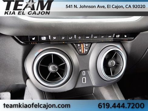 Used 2022 Chevrolet Blazer LT AWD/4WD image 28