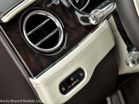 Used 2020 Bentley Continental GT image 35