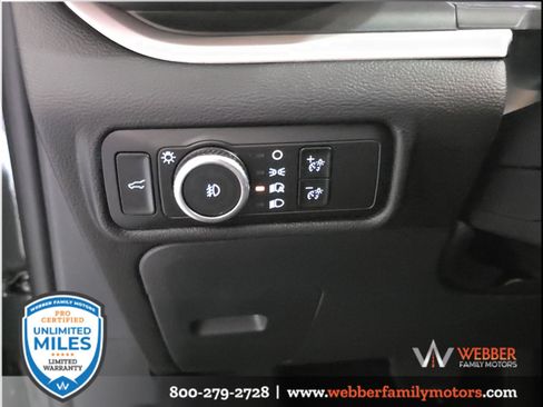 Used 2024 Ford Explorer XLT w/ Equipment Group 202A AWD/4WD image 14