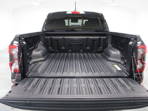 Used 2024 Ford Ranger Lariat w/ FX4 Off-Road Package image 18