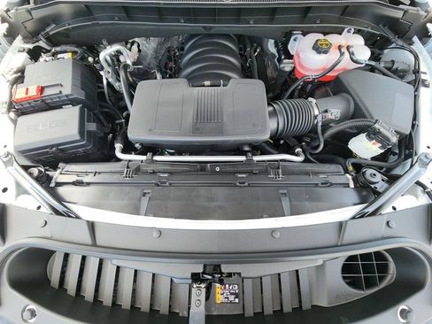 New 2026 Chevrolet Suburban LS RWD image 24