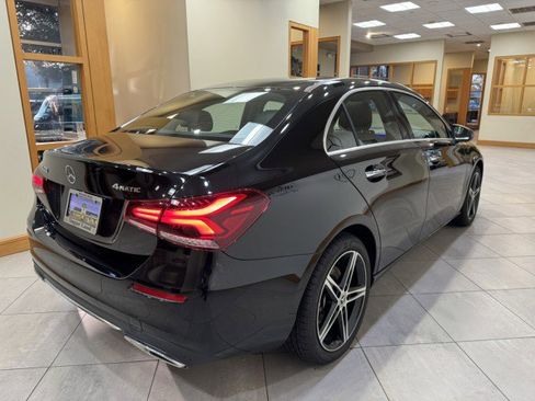 Certified 2022 Mercedes-Benz A 220 4MATIC image 5