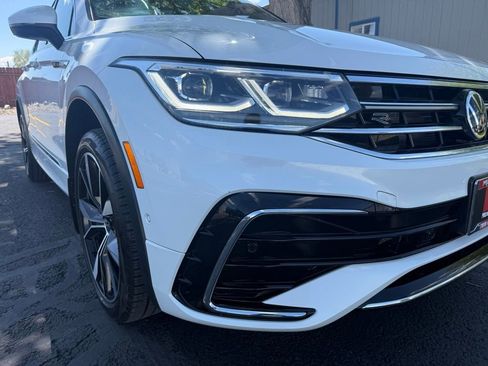 Used 2024 Volkswagen Tiguan SEL R-Line AWD/4WD image 12