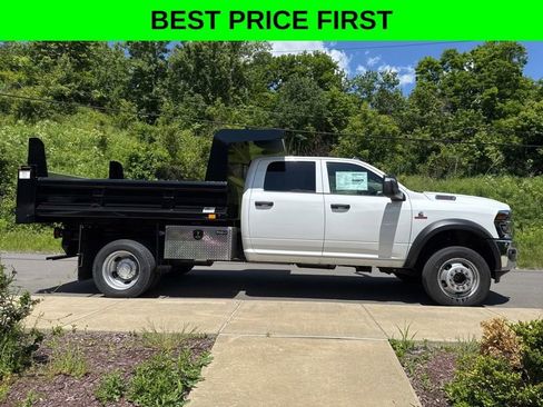 New 2026 RAM 5500 Tradesman w/ Chrome Appearance Group AWD/4WD image 8