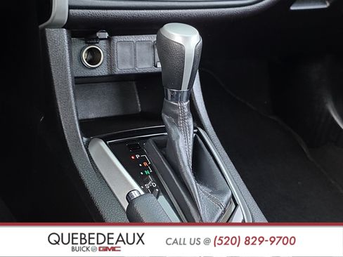 Used 2017 Toyota Corolla LE FWD image 19