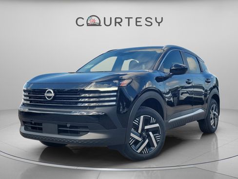 New 2026 Nissan Kicks SV FWD image 1