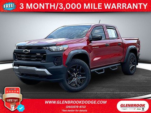 Used 2024 Chevrolet Colorado Trail Boss w/ Advanced Trailering Package AWD/4WD image 1
