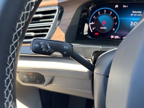 New 2026 Volkswagen Atlas SE image 36