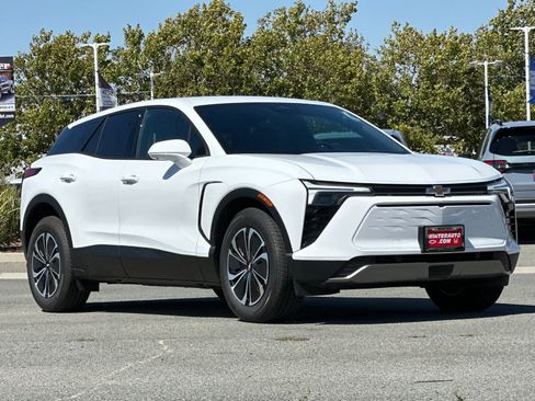 New 2025 Chevrolet Blazer EV LT image 2
