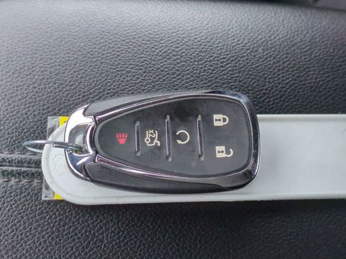 Used 2023 Chevrolet Malibu LT image 35