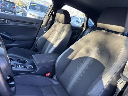 Used 2023 Honda Civic Sport image 16