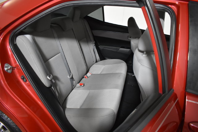 Used 2014 Toyota Corolla LE FWD image 27