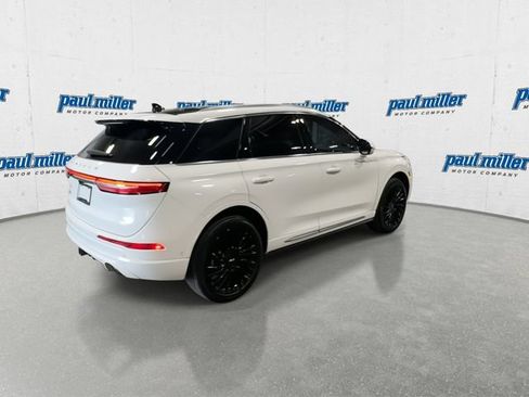Used 2022 Lincoln Corsair Reserve w/ Equipment Group 201A AWD/4WD image 10