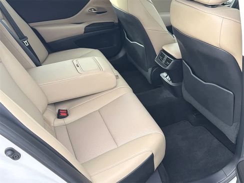 Used 2020 Lexus ES 350 w/ Premium Package image 14