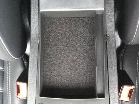 Used 2019 Ford Escape Titanium image 19