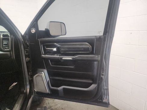 Used 2019 RAM 3500 Limited AWD/4WD image 35