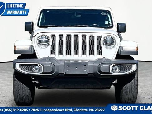 Used 2021 Jeep Wrangler Unlimited Sahara AWD/4WD image 2