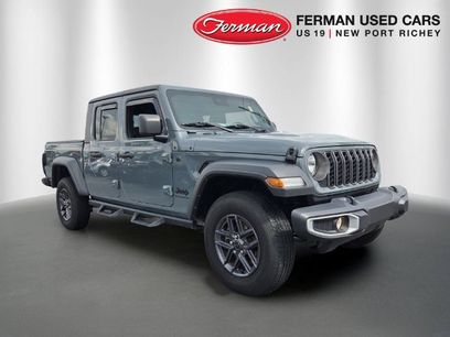 Used 2025 Jeep Gladiator Sport