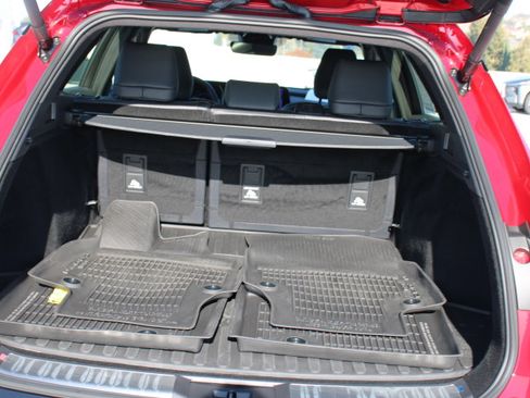 Used 2025 Toyota Crown Signia image 16