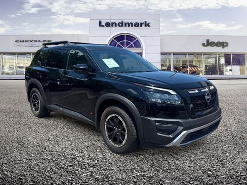 Used 2024 Nissan Pathfinder Rock Creek AWD/4WD image 20