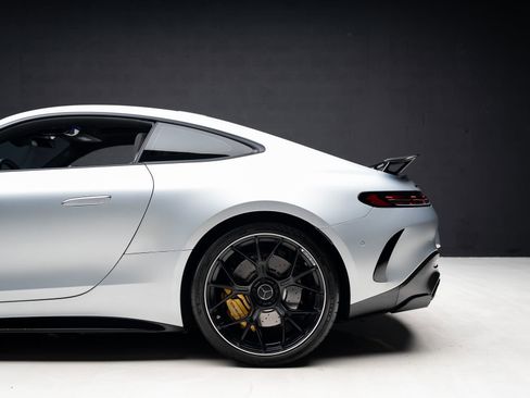 Used 2025 Mercedes-Benz AMG GT 63 image 22